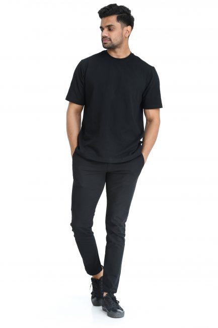 What Color Pants Go With A Black Shirt? (Pics) • Ready Sleek